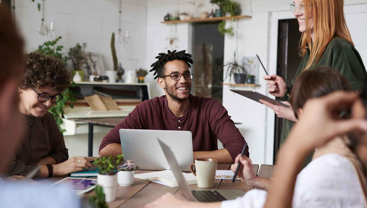 How to Stay Connected on the Go